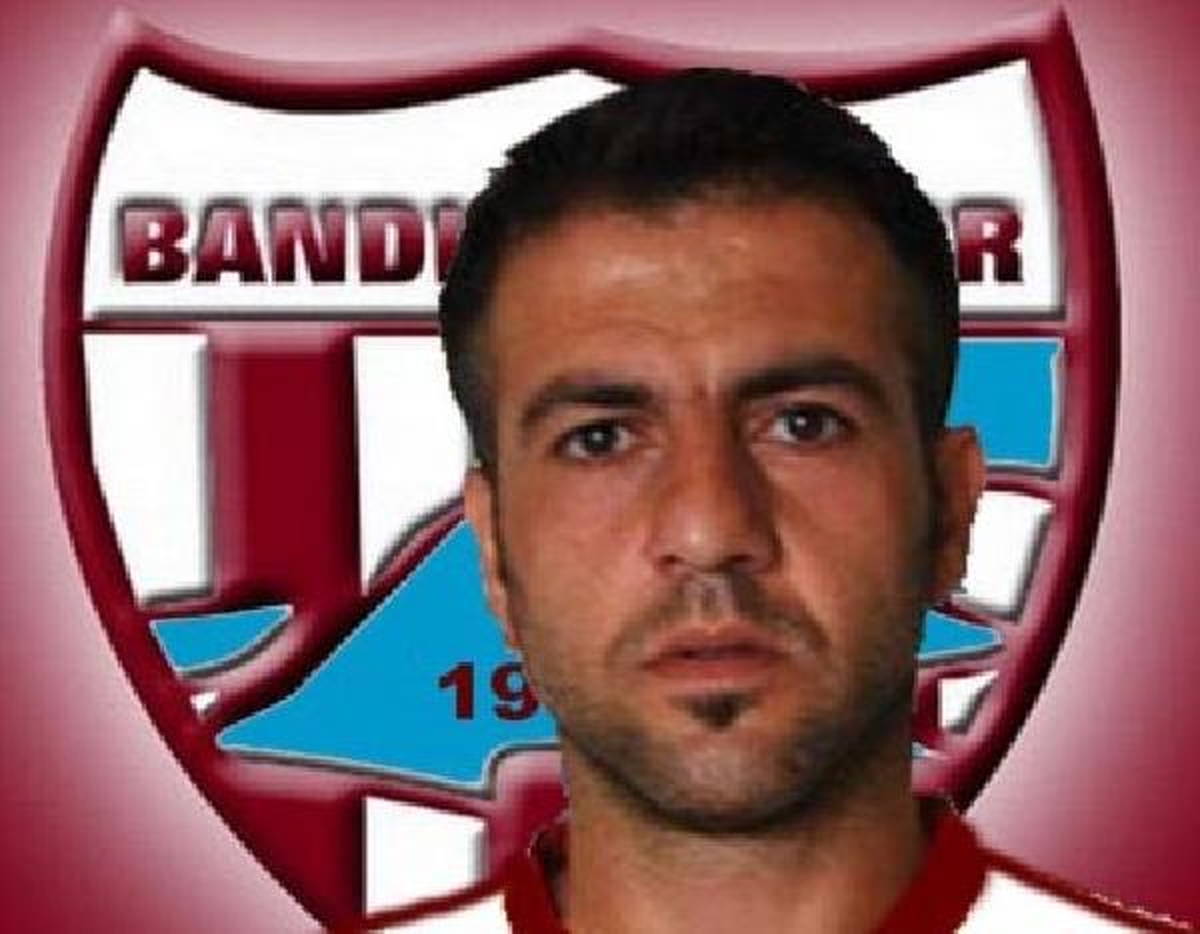 Bandırmaspor Kaptanı Serdar Futbolu Bıraktı