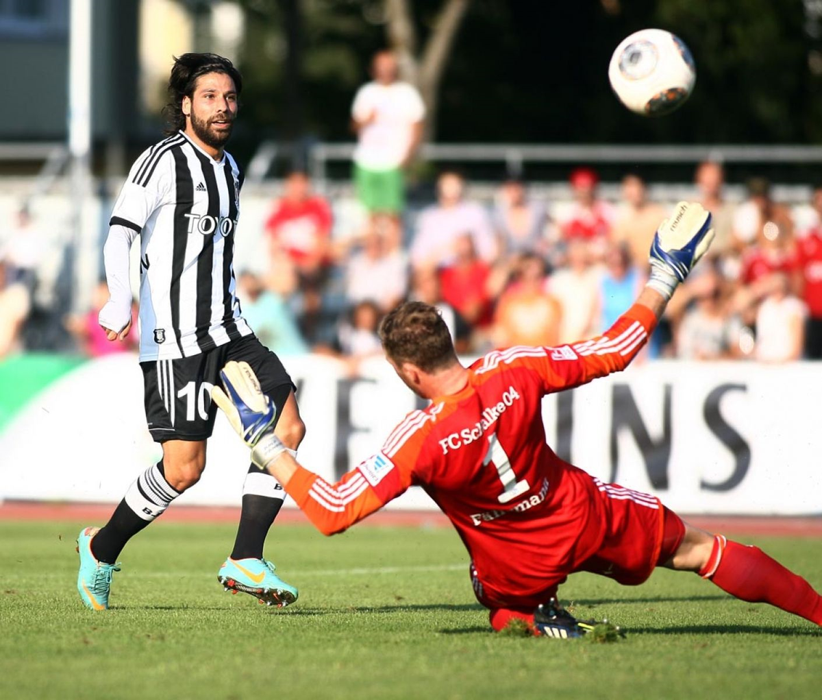 Beşiktaş, Schalke 04 ile 1-1 Berabere Kaldı