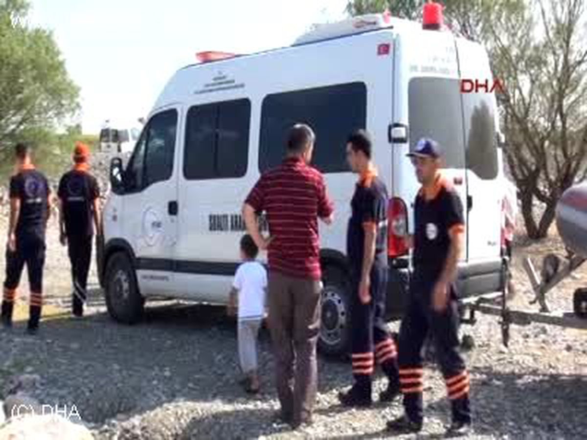 Ceyhan Nehri\'nde Boğuldu