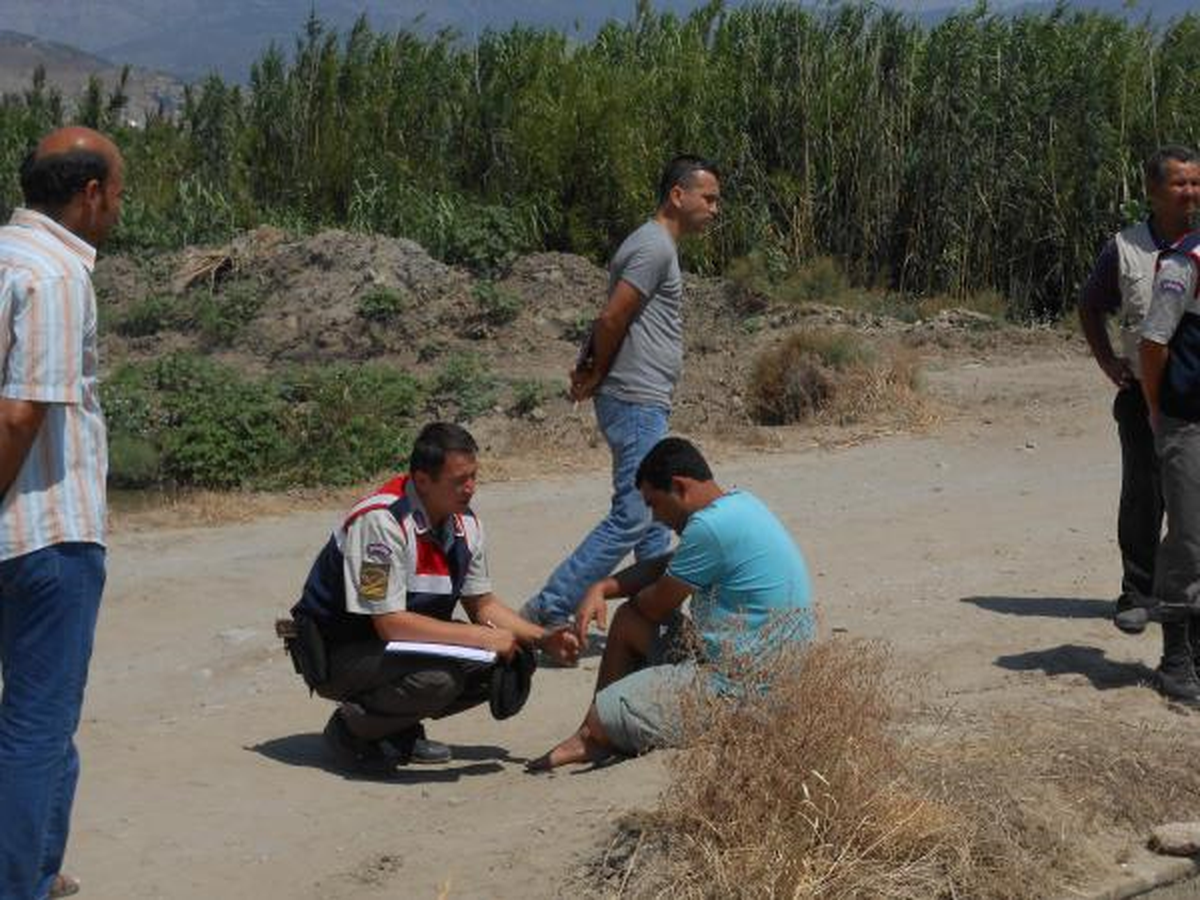 Dede ve Torunu Atv ile Sulama Kanalına Uçtu