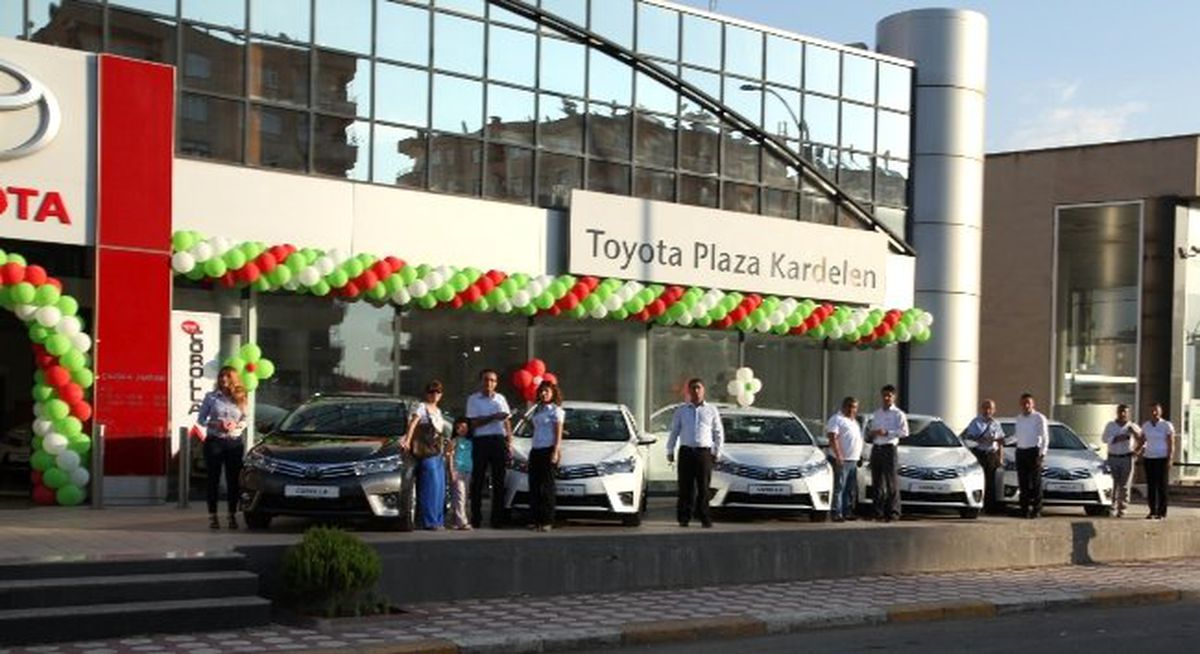 Diyarbakırlı Corolla Tutkunları Yeni Araçlarına Kavuştu