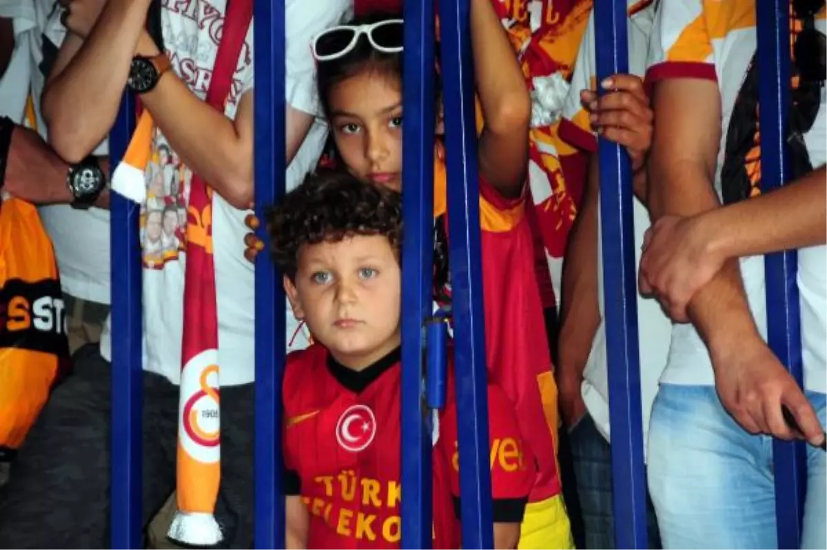 Galatasaray İzmir\'de