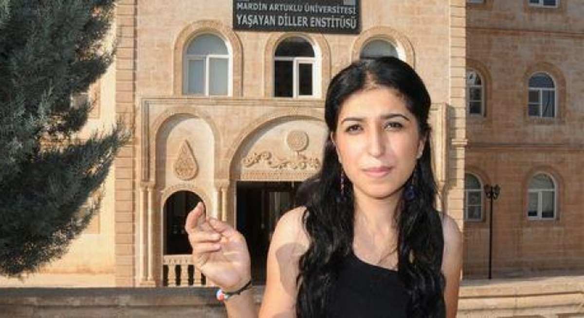 İlk Kürtçe Öğretmen Adayları Atama Bekliyor