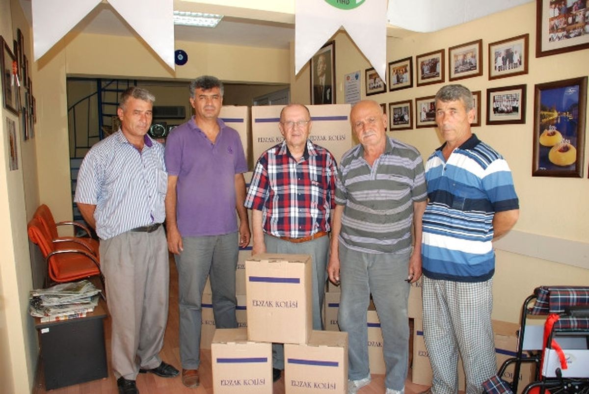 Manavgat Aşçılar Derneğinden Ramazan Paketi