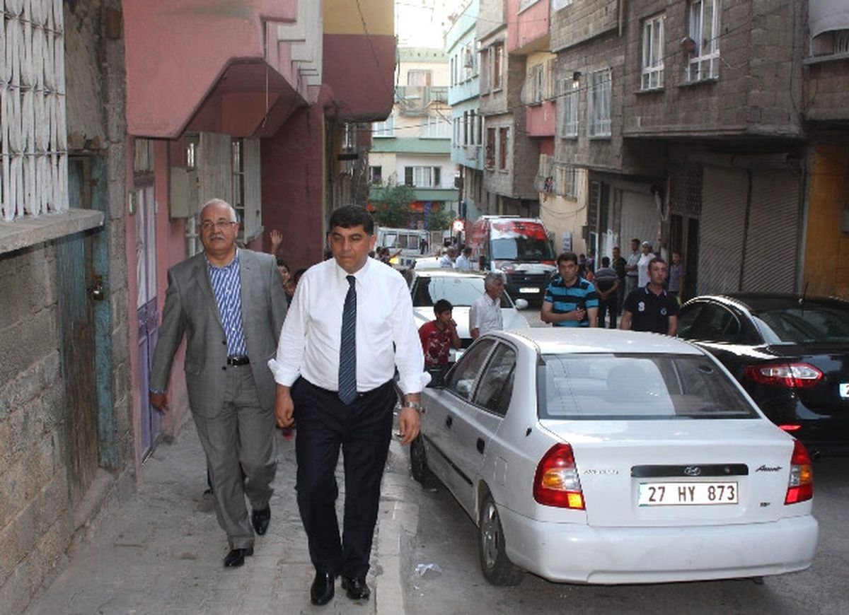 Milletvekili Erdoğan ve Başkan Fadıloğlu\'nun Mahalle Gezisi