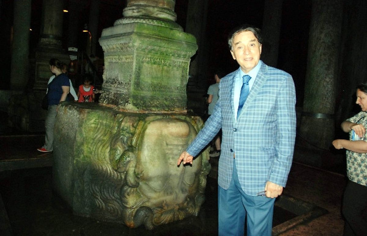 (Özel Haber) Erol Büyükburç\'tan İstanbul İçin Şarkı