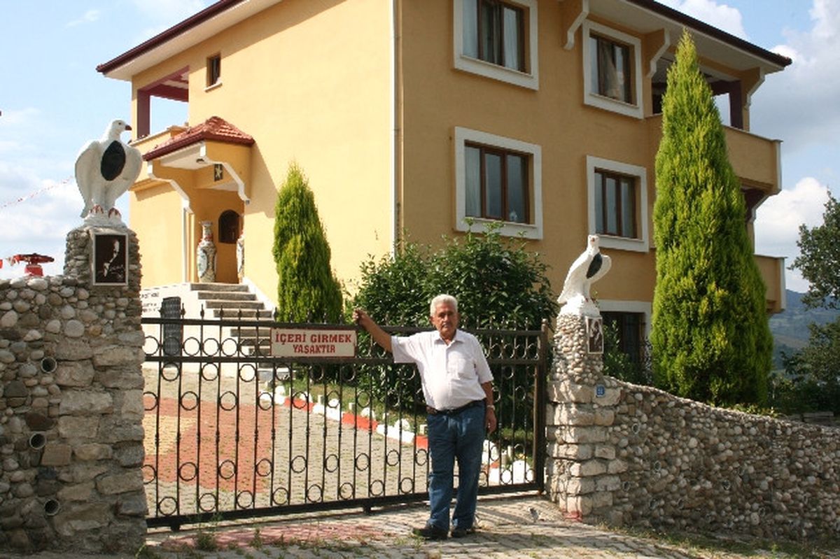 (Özel Haber) Evini Müzeye Çevirdi