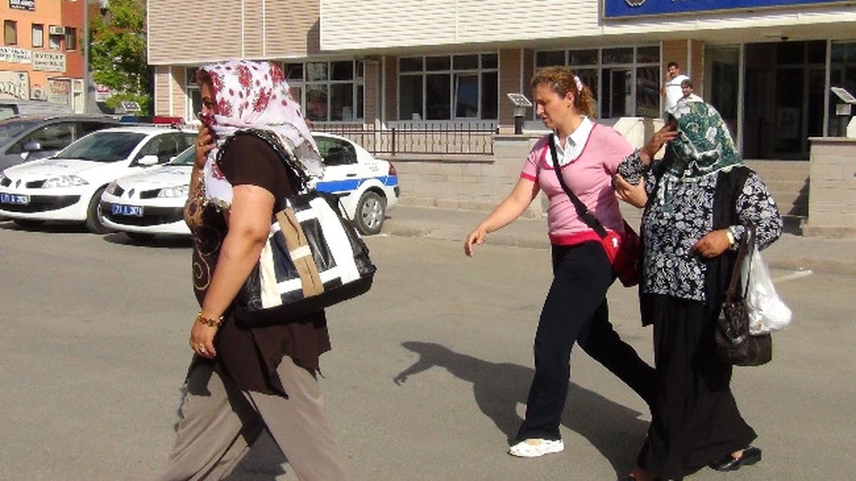 Polis, Sigara Kaçakçılarına Göz Açtırmadı