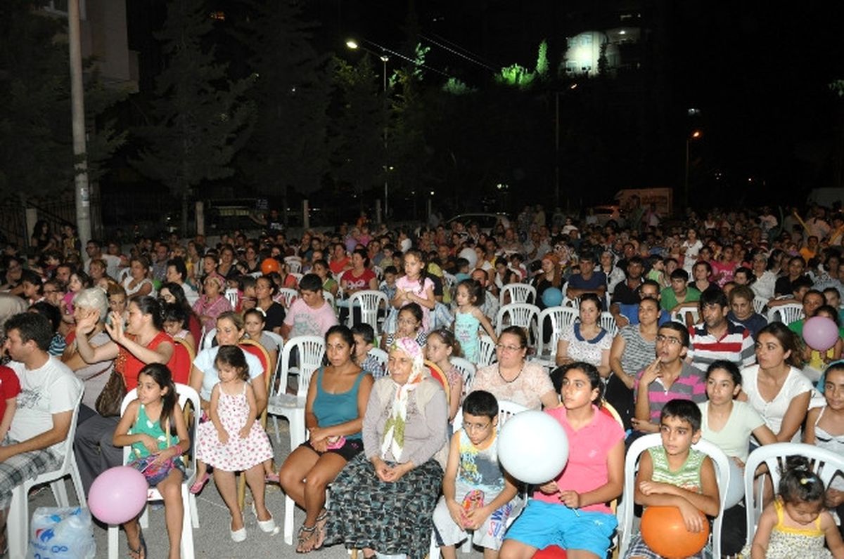 Sanat Tırı Mavi Bulvar\'da