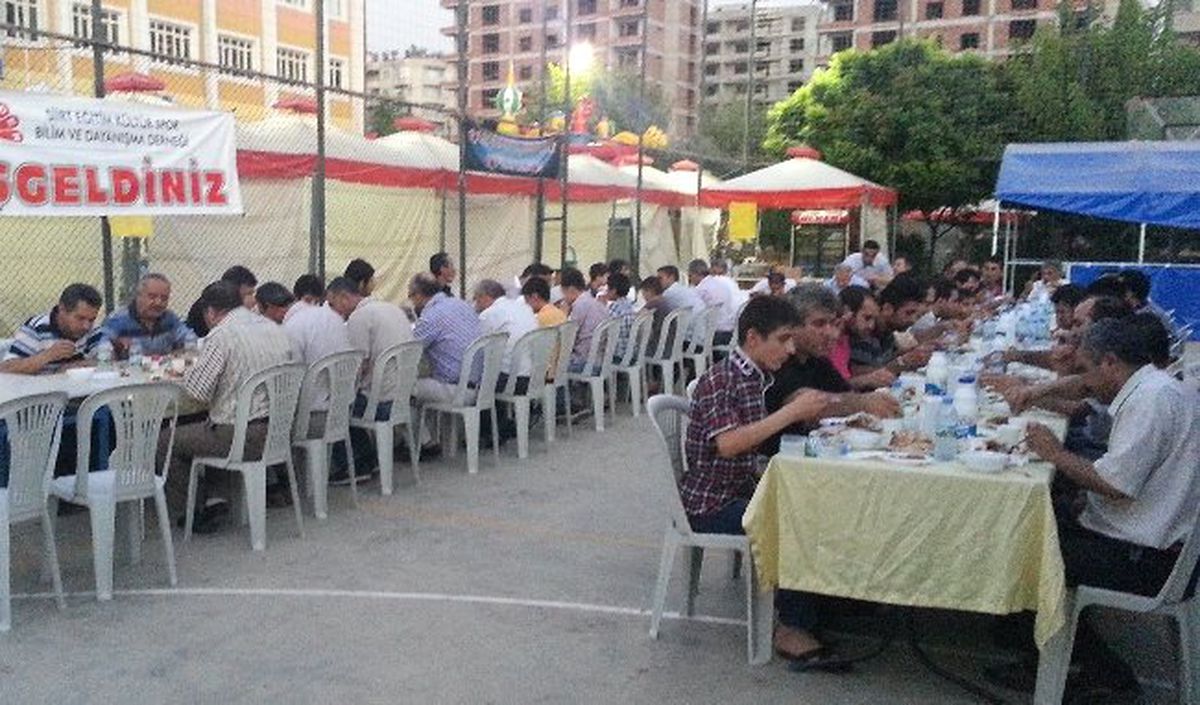 Sekbilder Okuma Salonu Velileri İftarda Buluştu