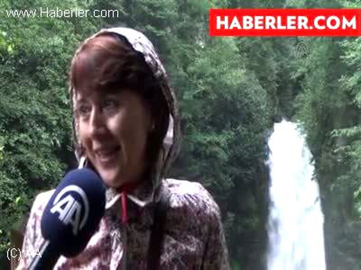 Şelaleler turistlerin gözdesi