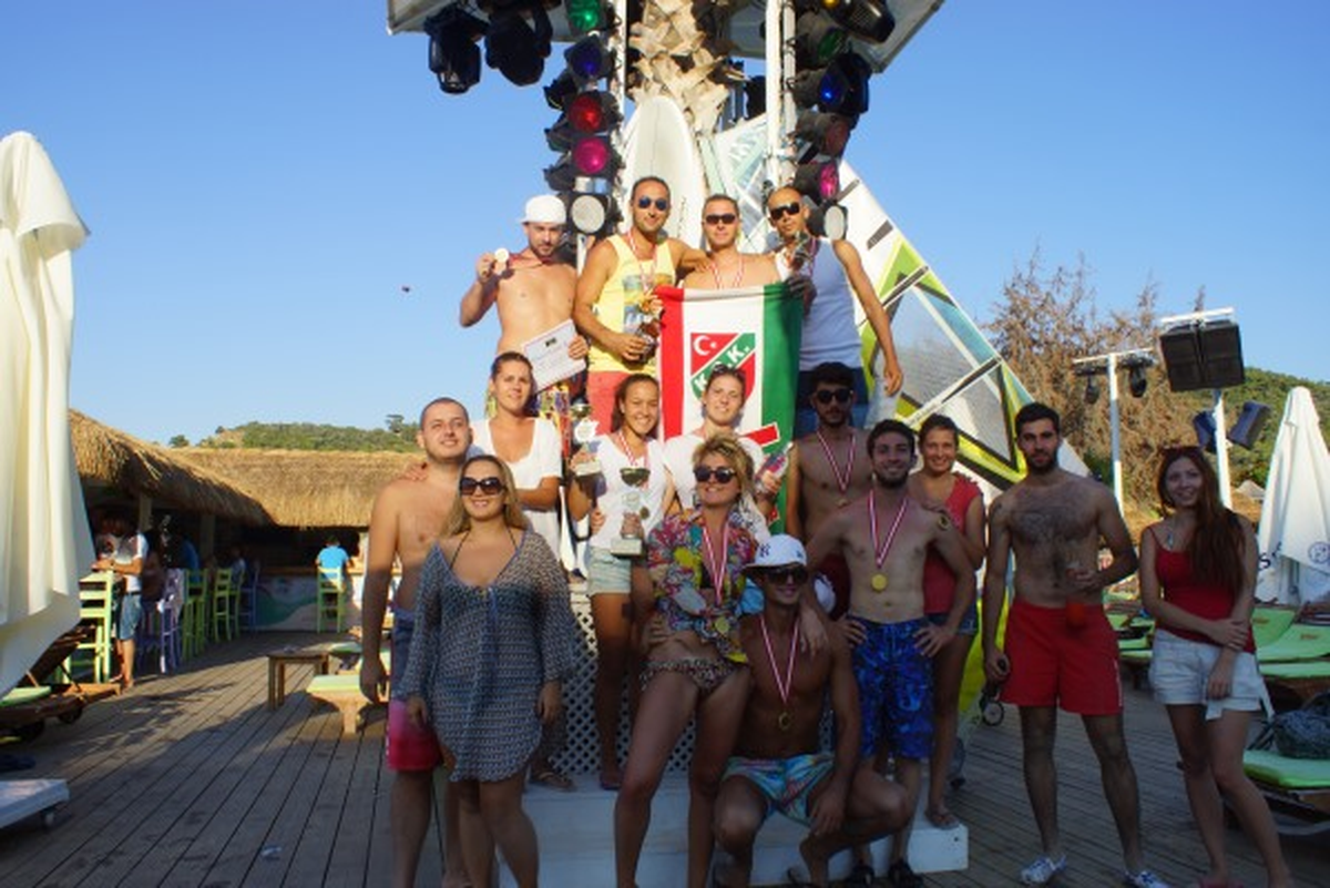 4. Mambo Plaj Voleybol Turnuvasının Şampiyonu Belli Oldu
