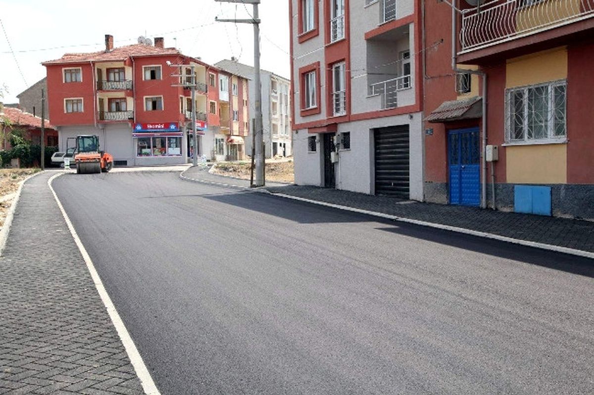 71 Evler Mahallesinde Asfalt Çalışmaları