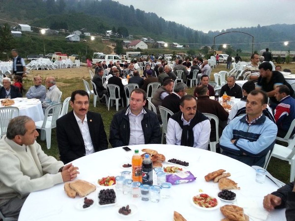 Acelle Yaylası\'nda İftar Keyfi