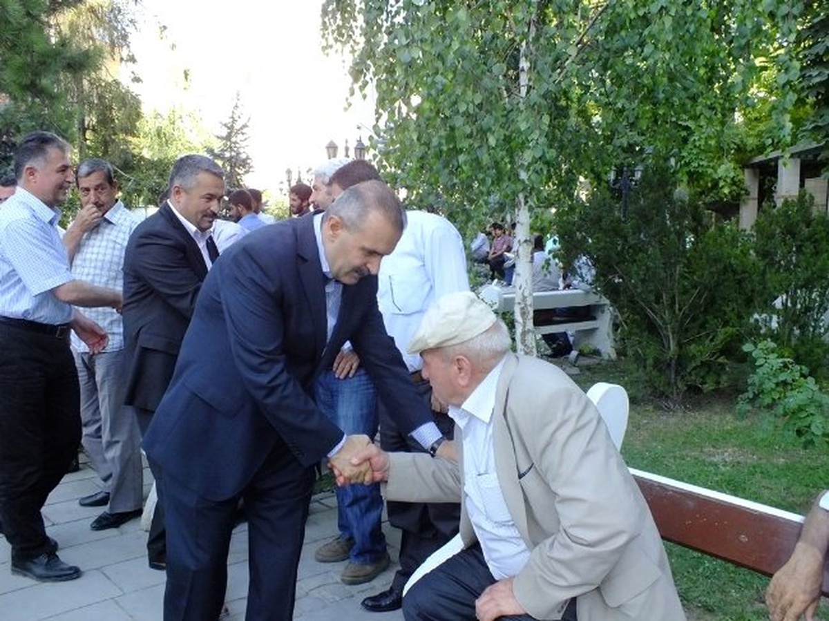 Ak Partili Kayatürk\'ten Esnaf Ziyareti