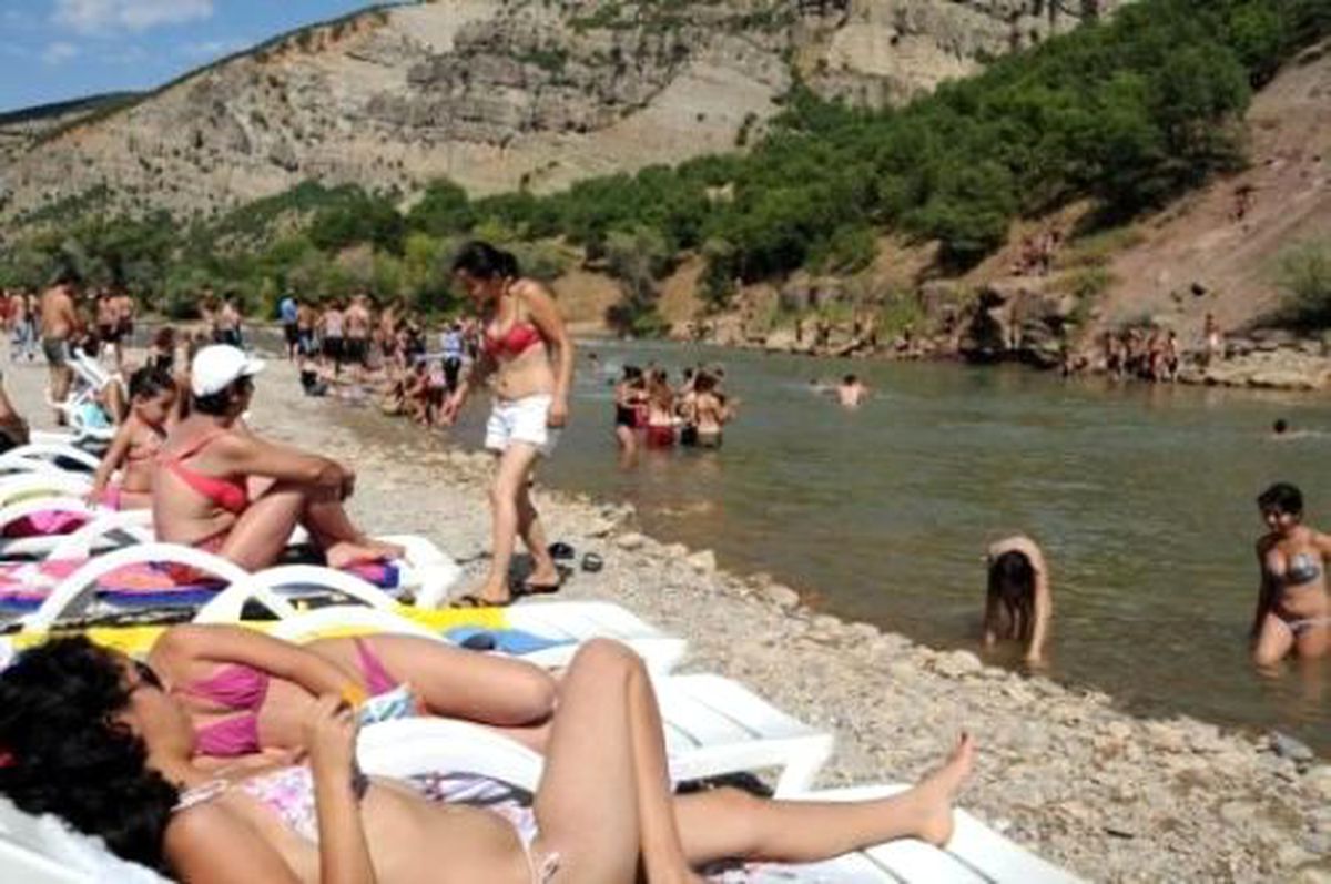 Antalya Değil Tunceli...
