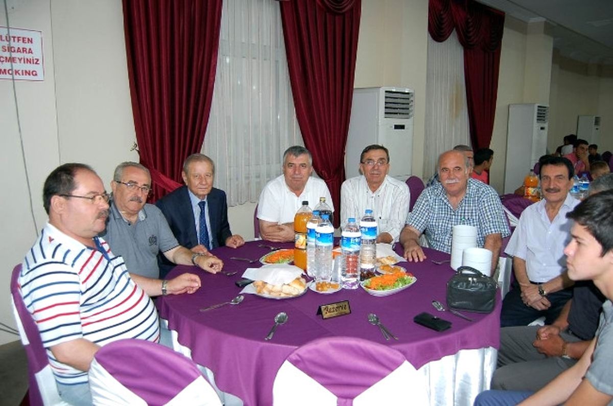 Bandırma Esnafı İftarda Bir Araya Geldi