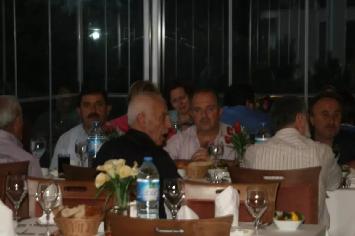 Düzce Ticaret Borsası\'ndan Akçakoca\'da İftar Yemeği