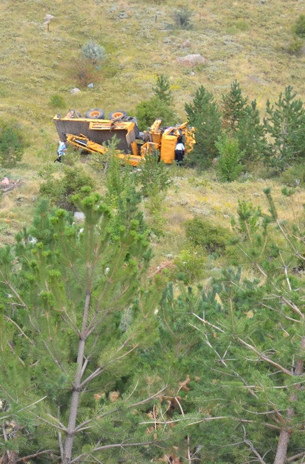 Freni Patlayan Vinç Şarampole Uçtu: 2 Yaralı