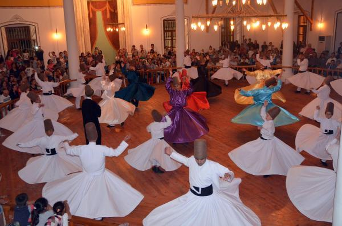 Gelibolu Mevlevihanesi\'nde İftar