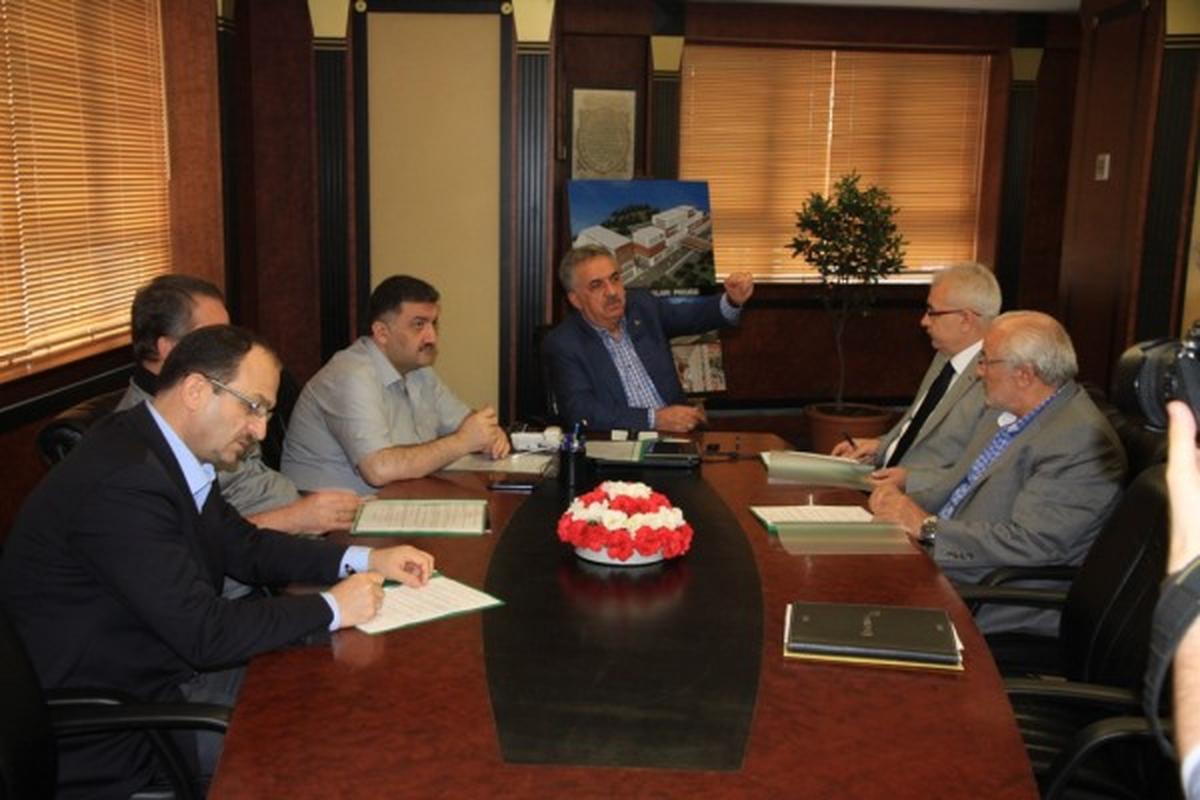 Hayati Yazıcı, Rize Belediyesini Ziyaret Etti