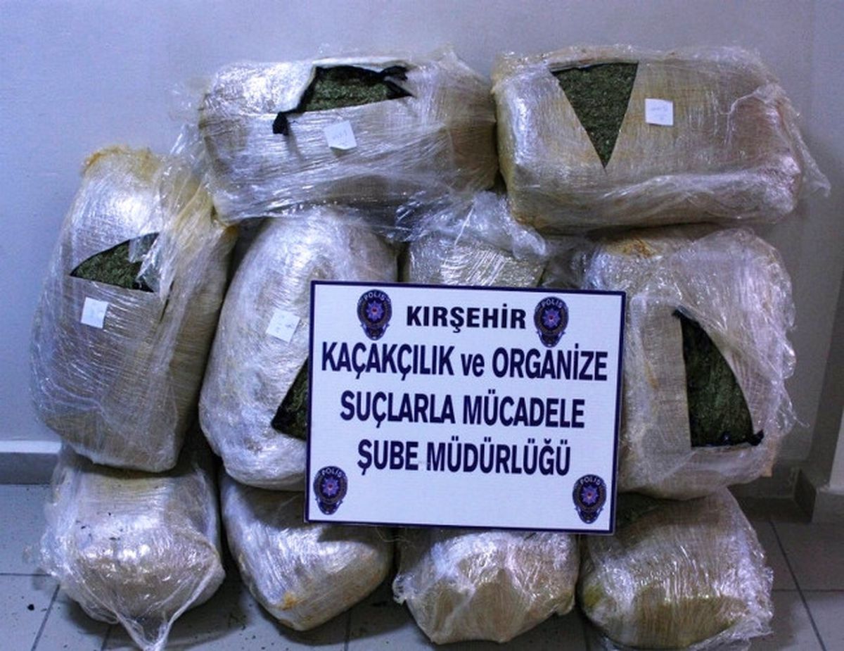 Kamyonda 49,3 Kilogram Esrar Maddesi Ele Geçirildi