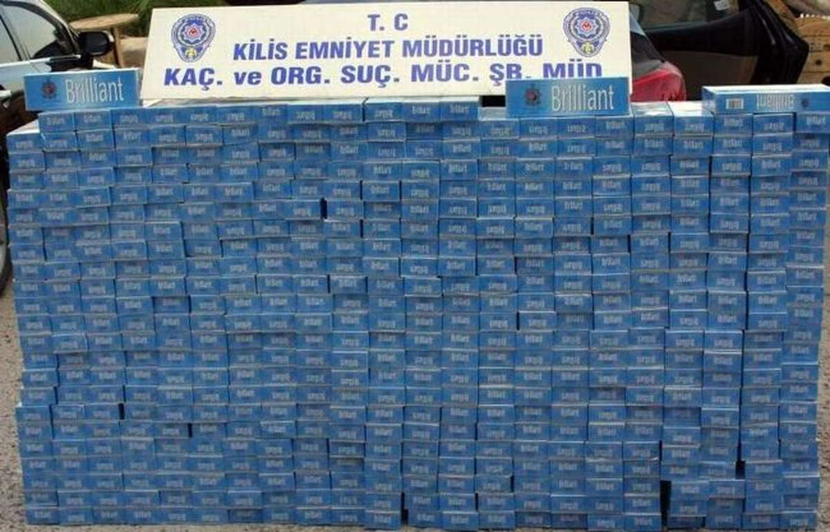 Kilis\'te 11 Bin Paket Kaçak Sigara Ele Geçirildi