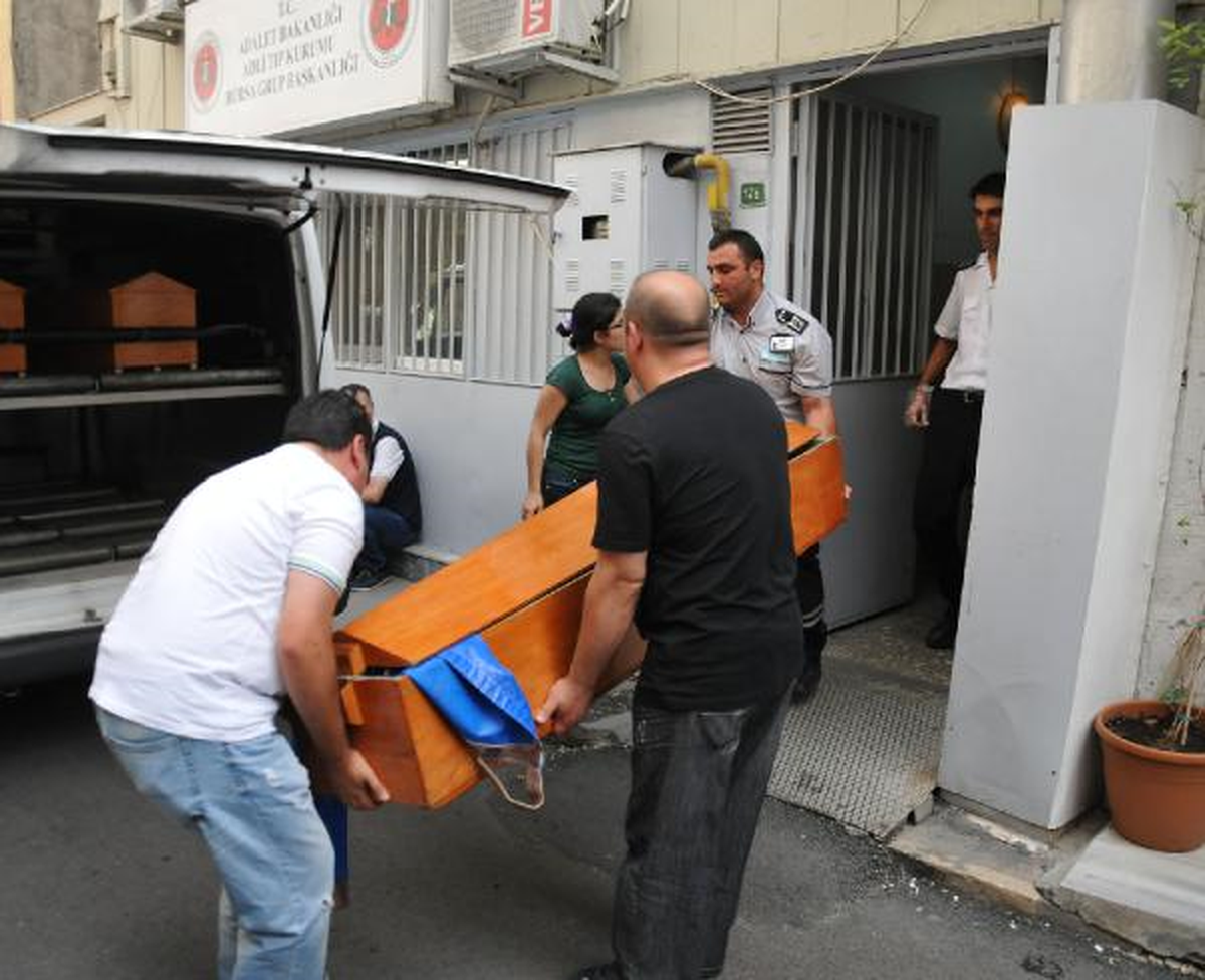Öldürülen Alman Turistin Cenazesi Yakınlarına Teslim Edildi