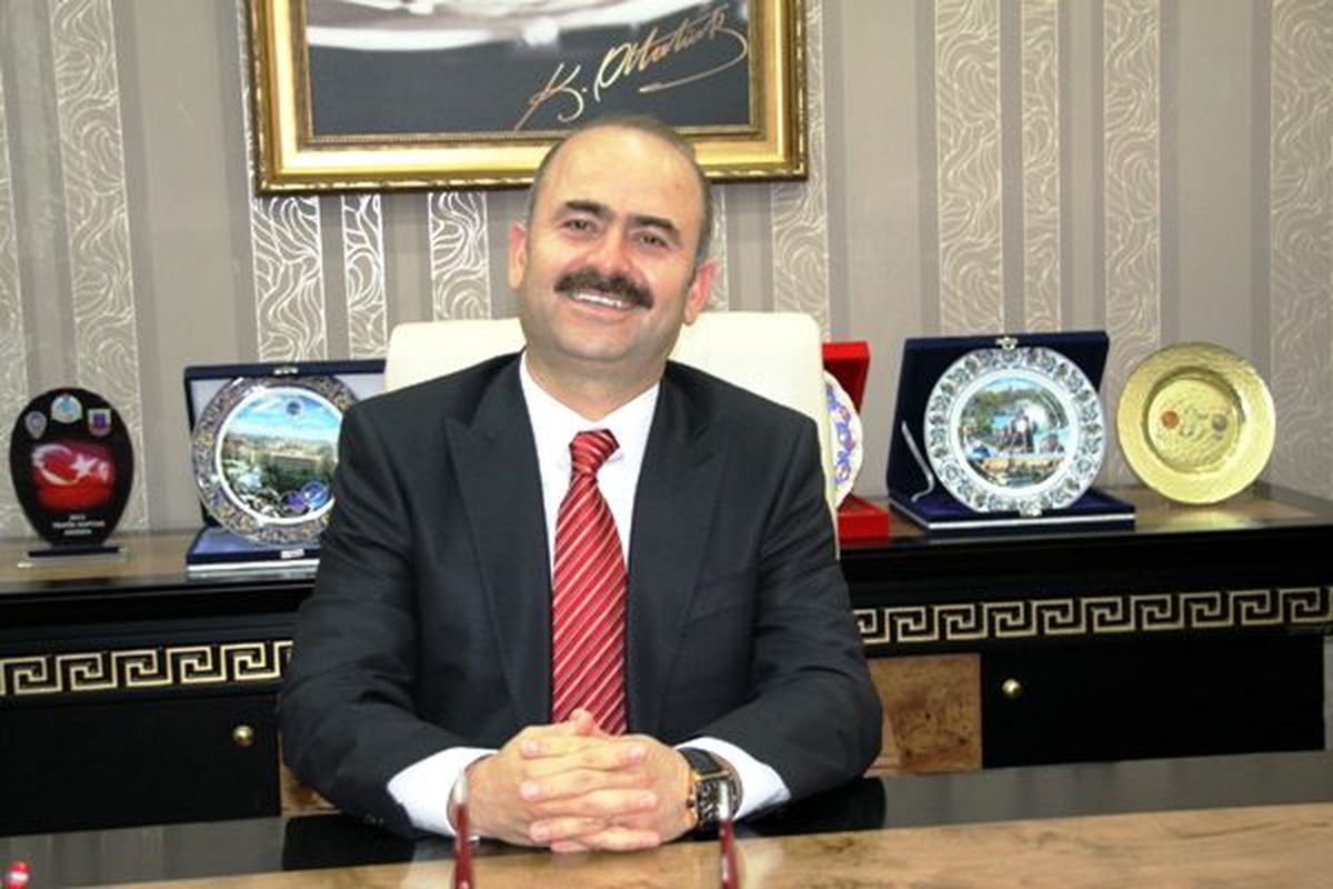 Siirt\'e Kent Meydanı Yapımı