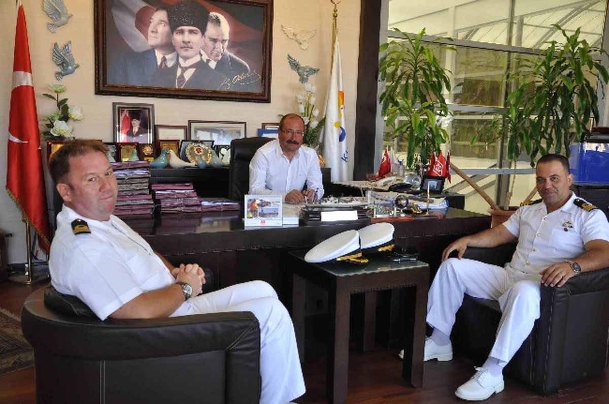 Yeni ve Eski Radar Komutanlarından Başkan Altungün\'e Ziyaret