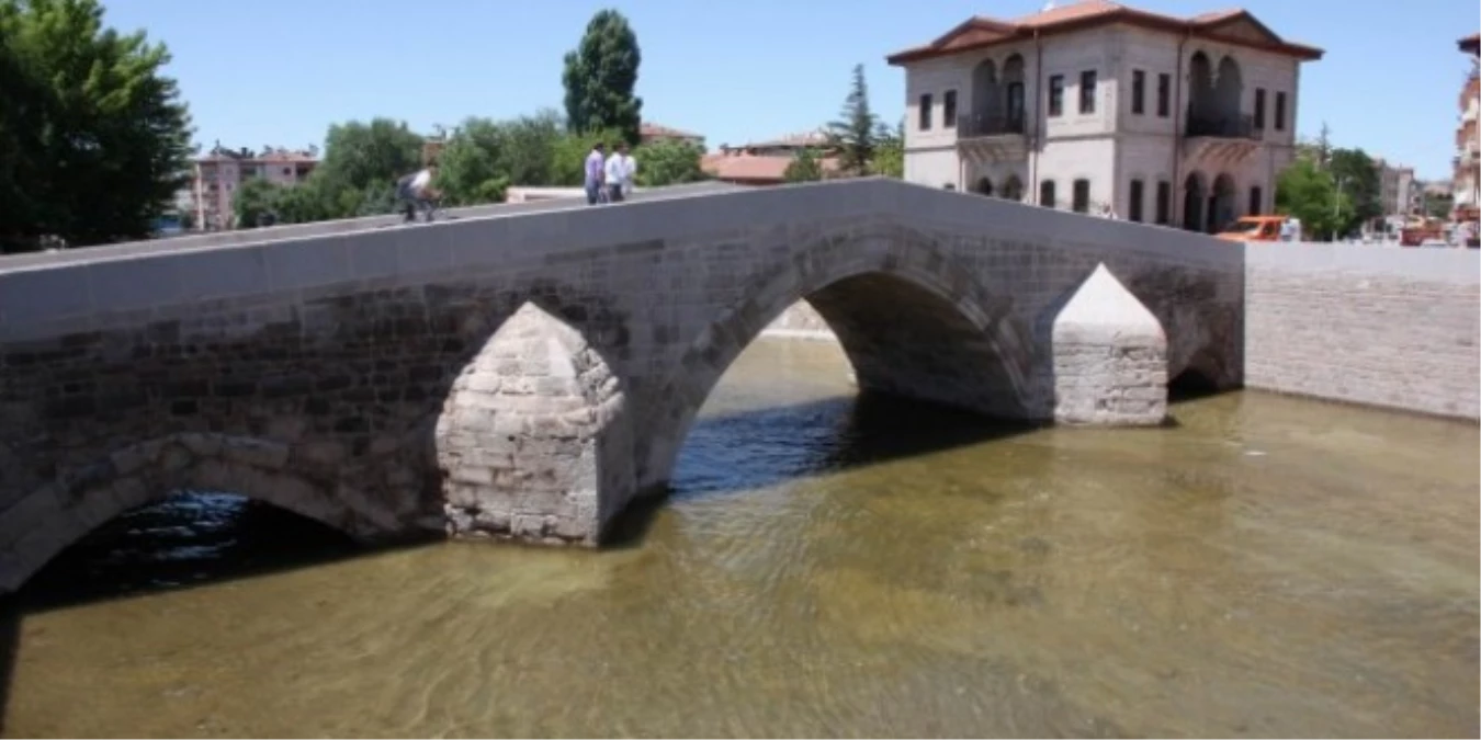 800 Yıllık Köprüler Restore Edildi