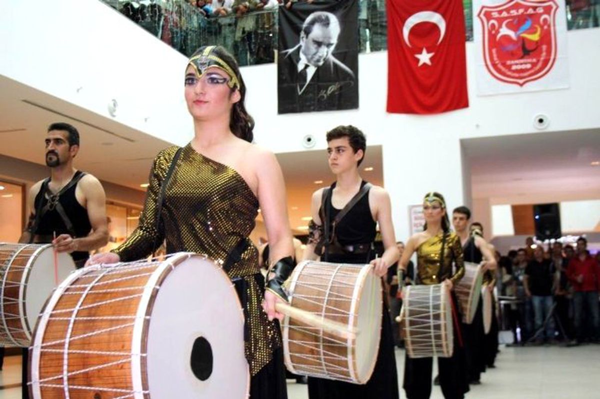 Bandırma\'da SASFAG Derneği Avrupa\'ya Açılıyor