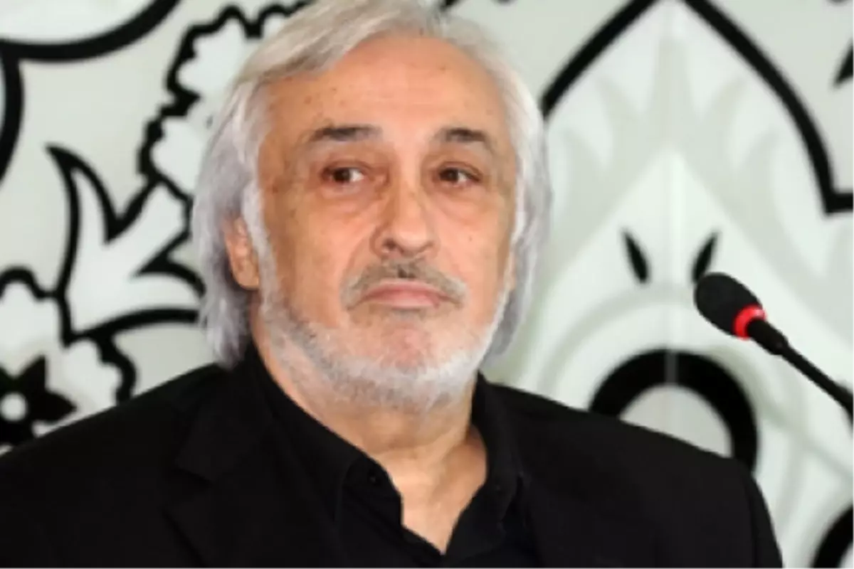 Başbakan ve Şafak Sezer\'e Ağır Sözler