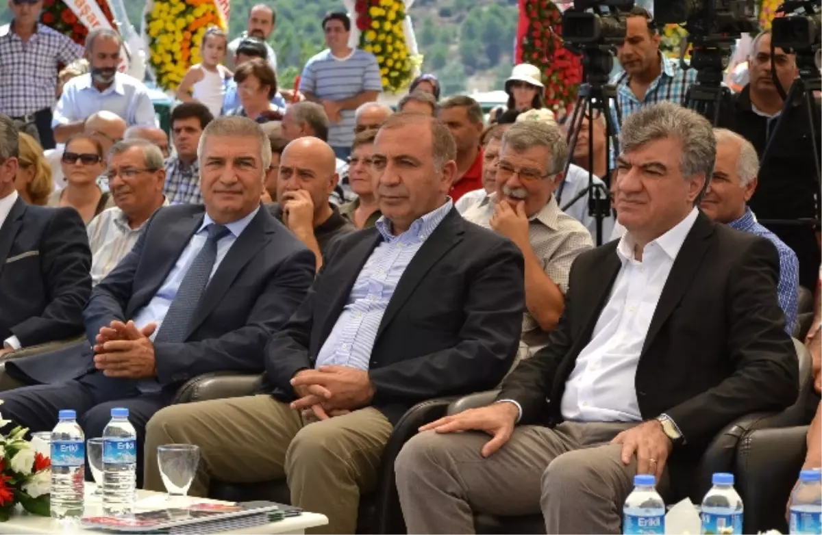 CHP Genel Başkan Yardımcısı Tekin: "Gelin Siyasi Partiler Yasası\'nı Değiştirelim"