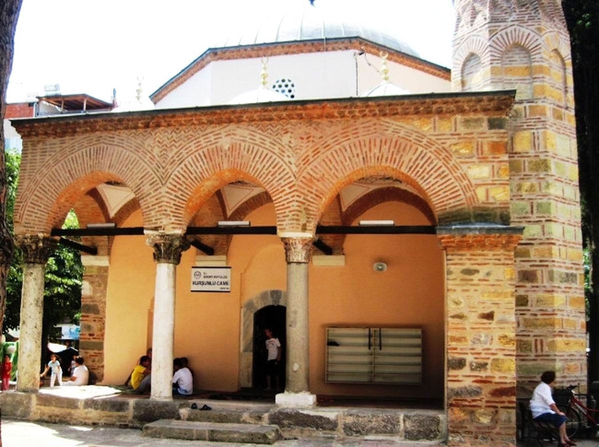 Edremit\'te Restorasyonu Süren 700 Yıllık Cami İbadete Açıldı
