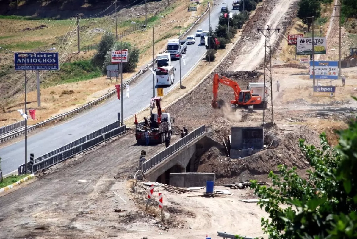 Eğri Çayı Köprüsü\'nde Bakım ve Onarım Yapılıyor