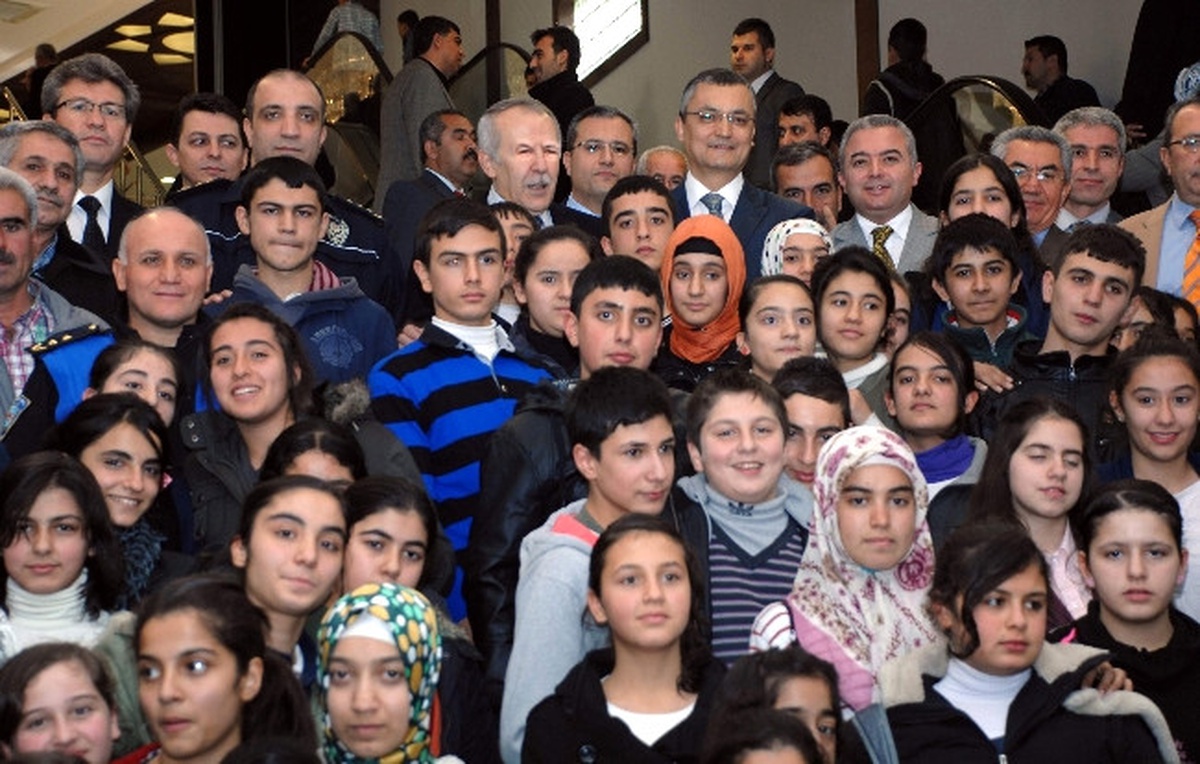 Gaziantep\'te \'Bizim Yıldızlarımız\' Projesi