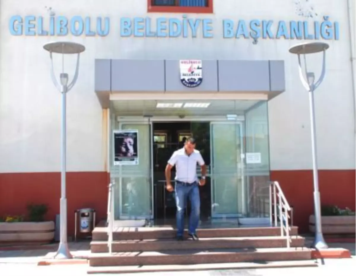 Gelibolu Belediyesi\'ne Operasyon