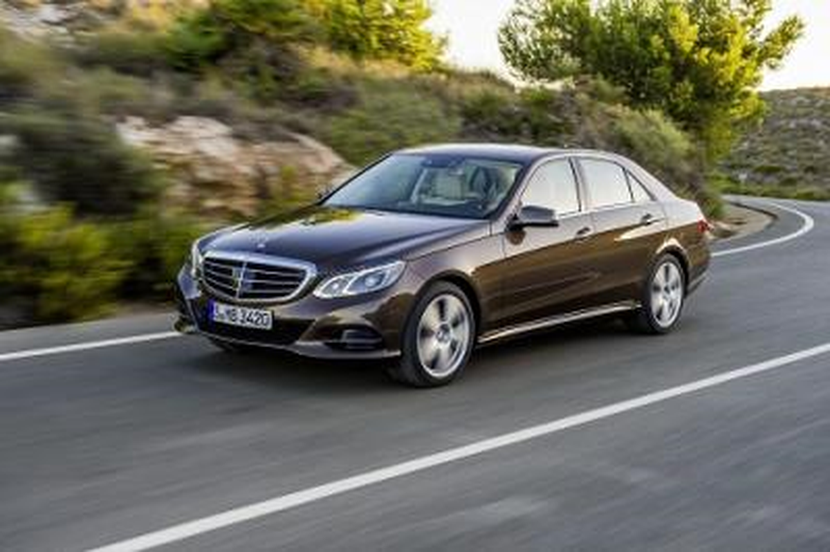 Mercedes E Serisi Yeni Seçenekler Sunuyor