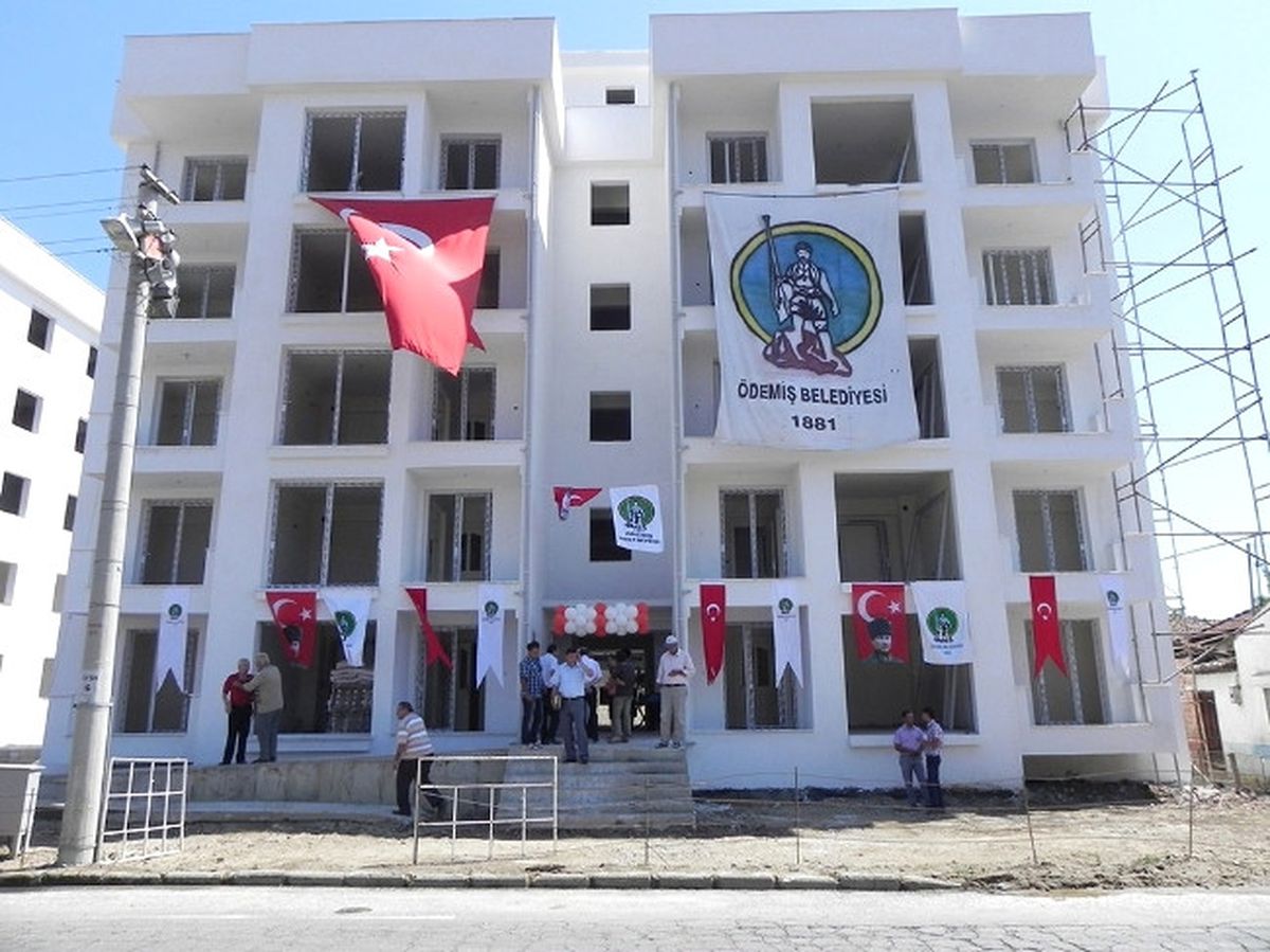 Ödemiş Belediyesi 20 Aileyi Daha Ev Sahibi Yapacak