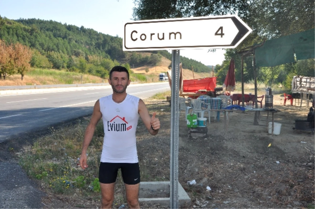 Uşaklı Maratoncu Bütün Köyü Koşturuyor