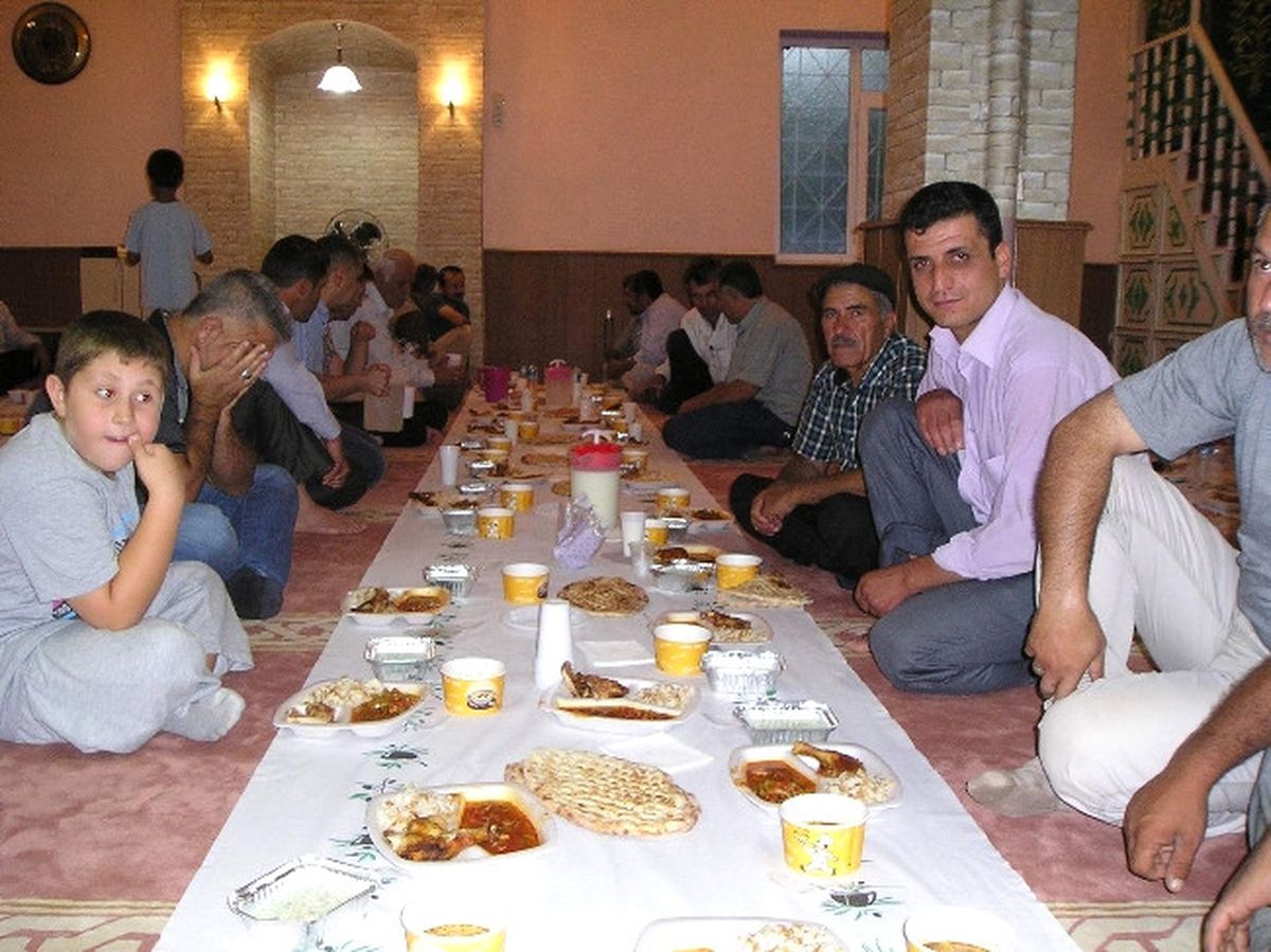 Yavuzeli Hicret Camiinde İftar Sofrası Kuruldu