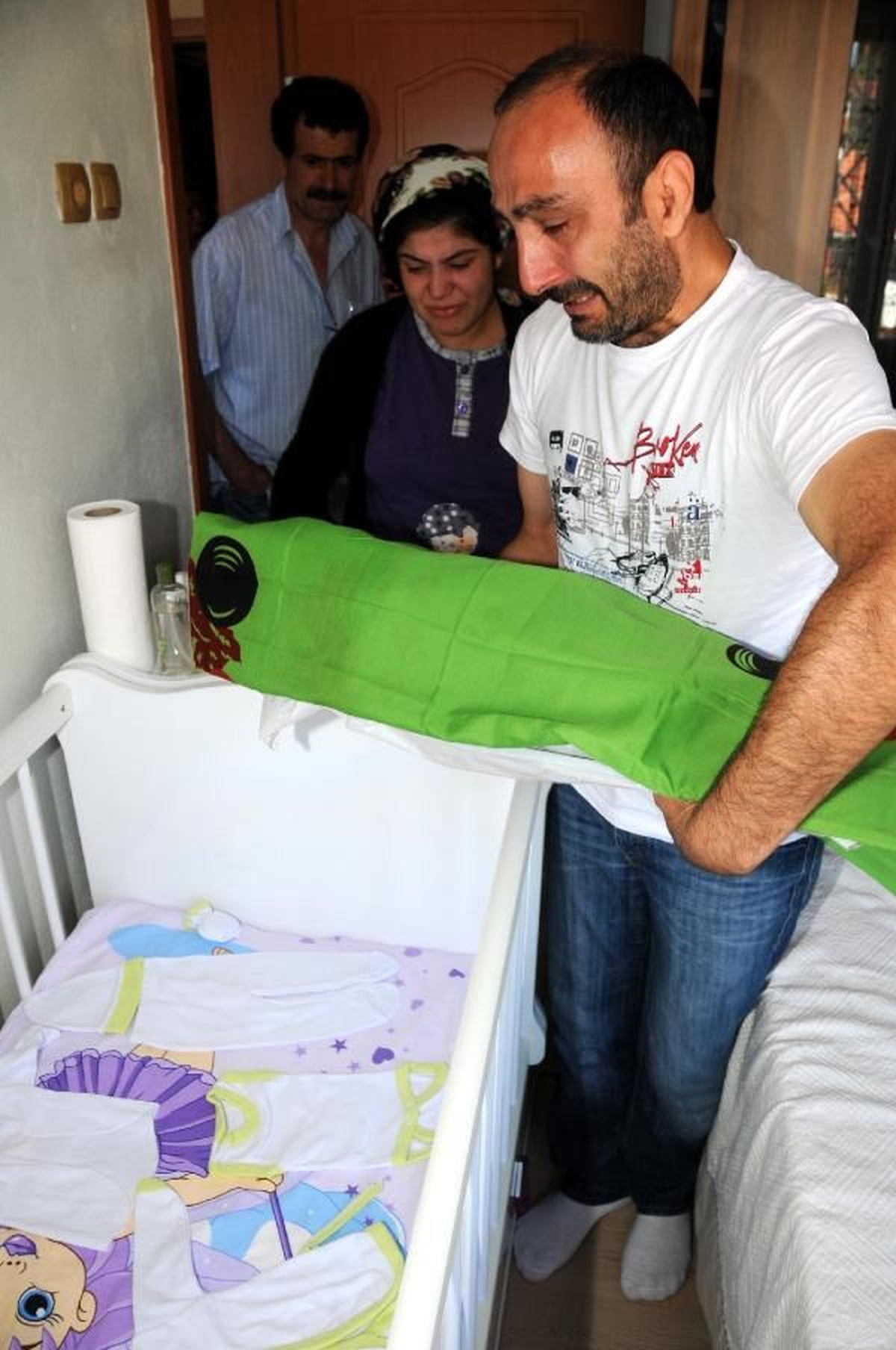 Yeni Doğan Bebeğin İhmal Sonucu Öldüğü İddiası