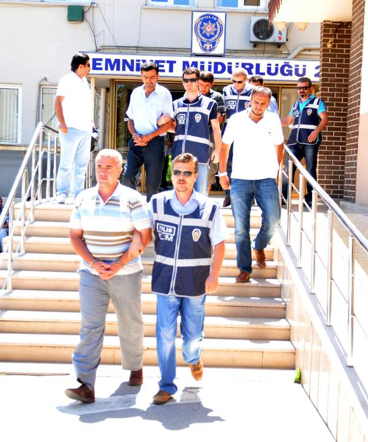 11 Tabanca ile Yakalandı, 'Meraklısıyım' Dedi