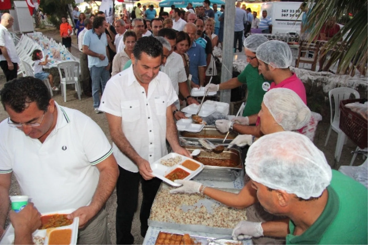 Başkan Mehmet Kocadon, Göltürkbükü\'nde İftar Yemeğine Katıldı