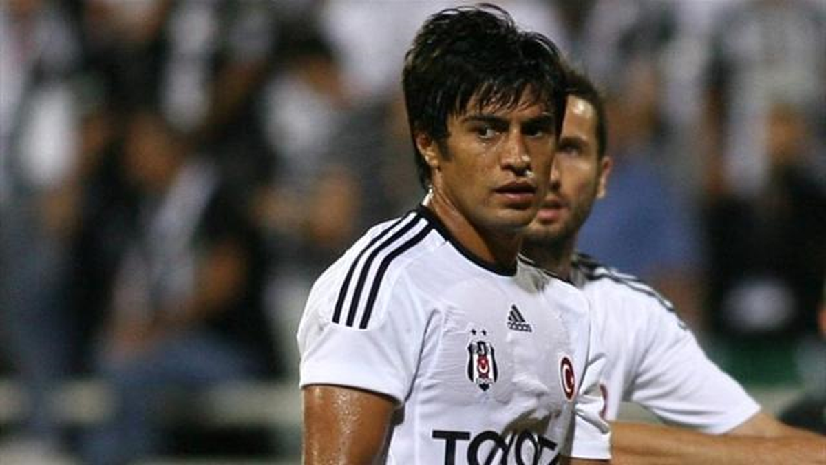 İbrahim Toraman Beşiktaş Kaptanlığını Bıraktığını Açıkladı