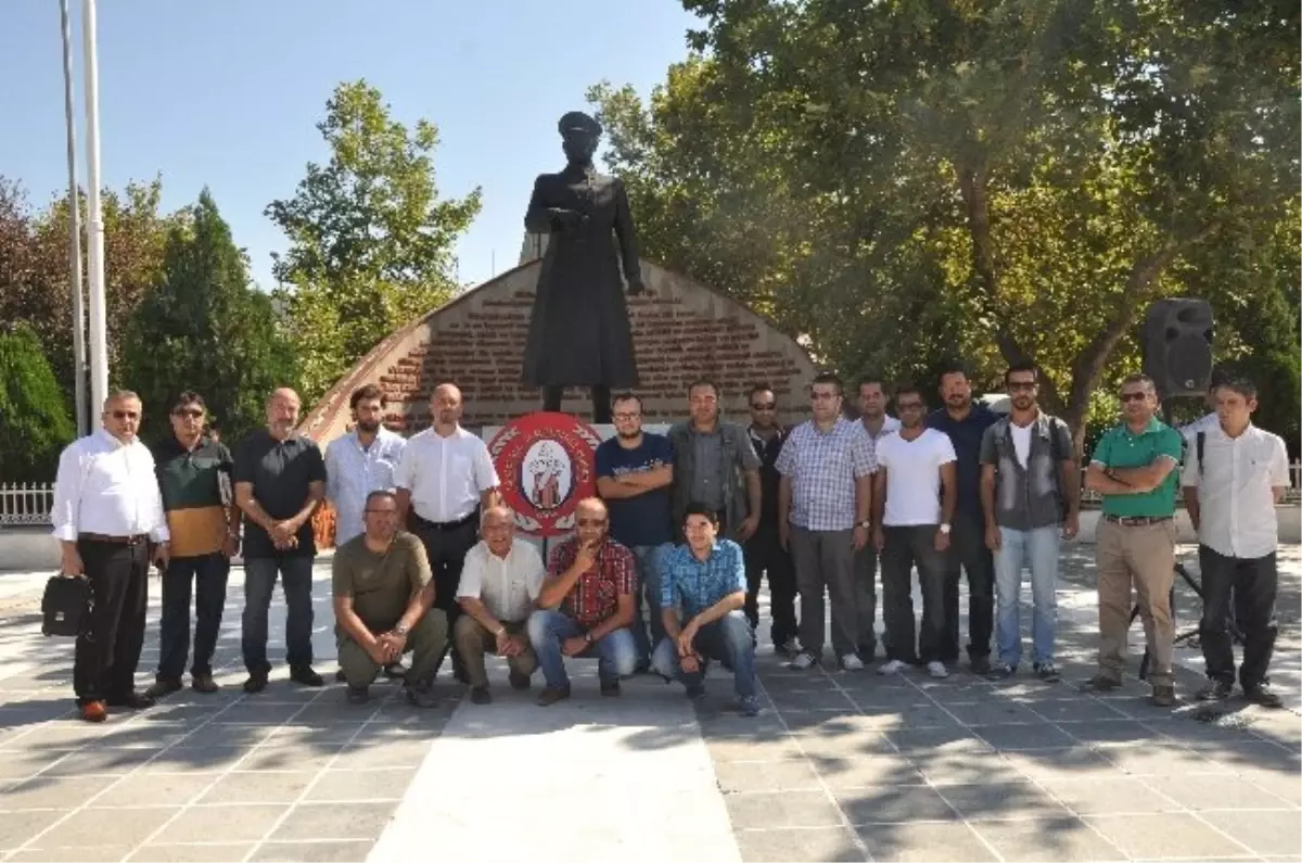 Çanakkale'de Gazeteciler Basın Bayramını Kutladı