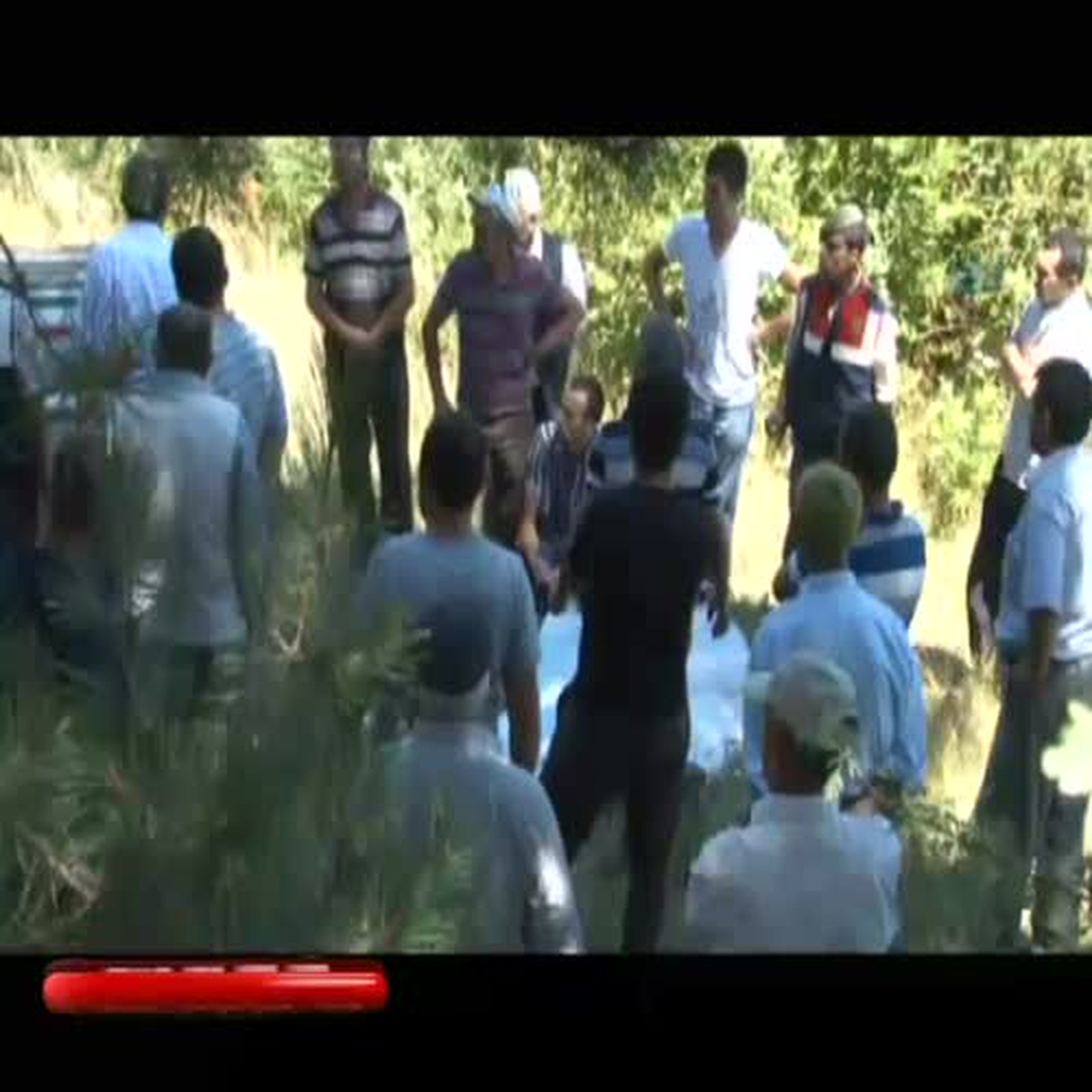Ecel Ali Koç\'u Eşinin Felç Geçirdiği Yolda Yakaladı