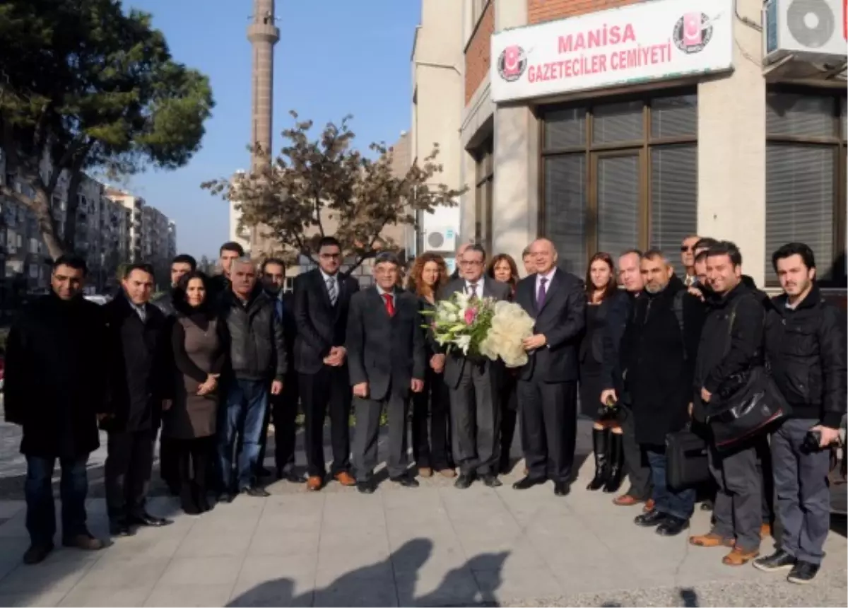 Başkan Ergün: Basının Gücü Özgürlüğündedir