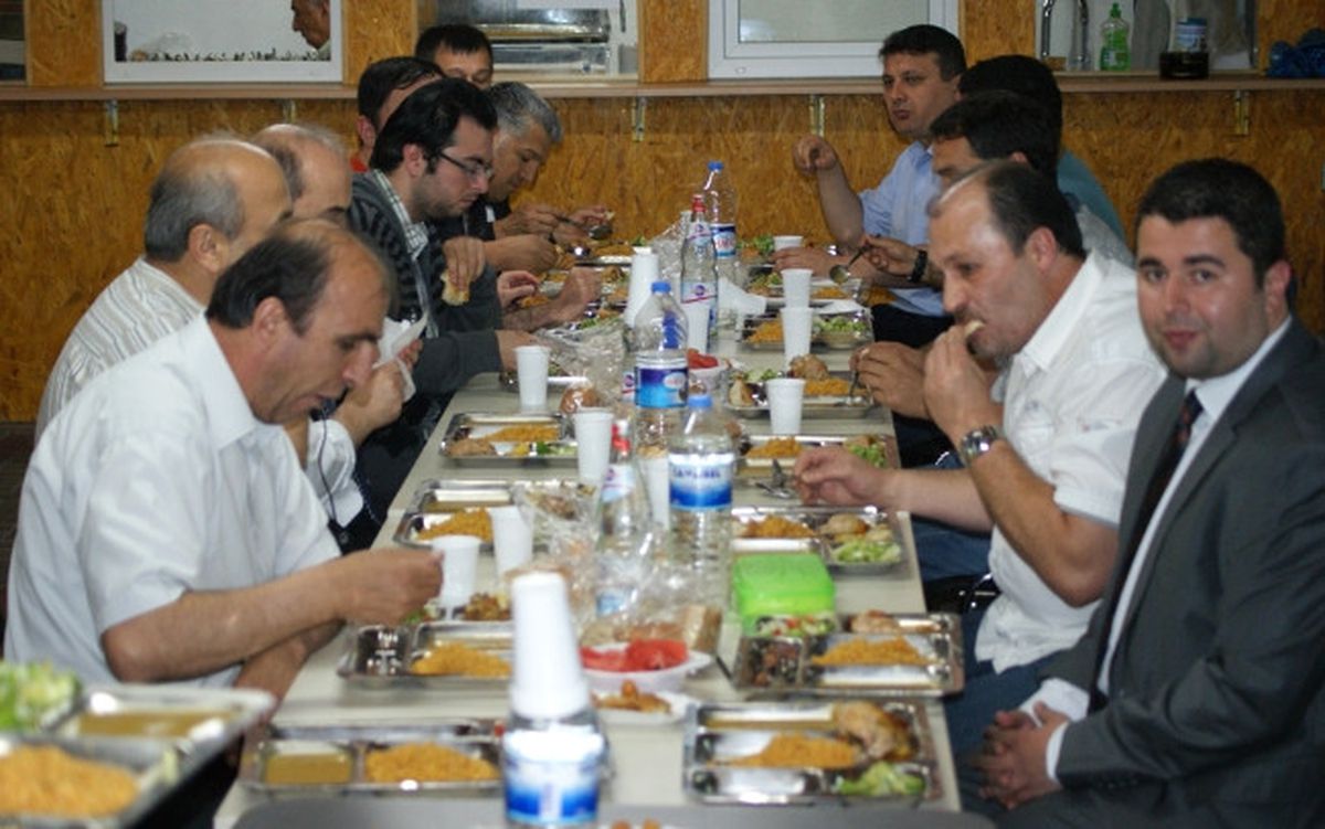 Gurbetteki Karabüklüler İftar Sofrasında Buluştu